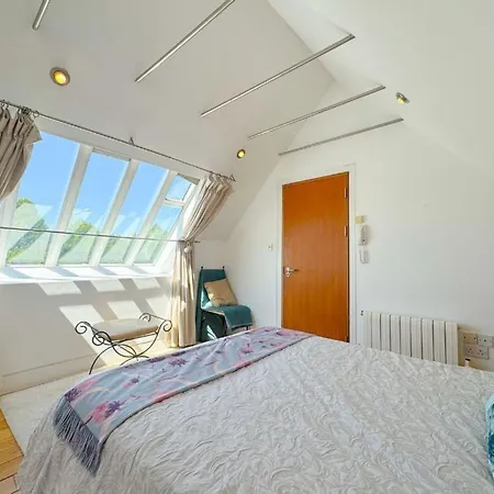 Apartamento Unique Duplex In The Heart Of With 2 Luxurious Bedrooms *