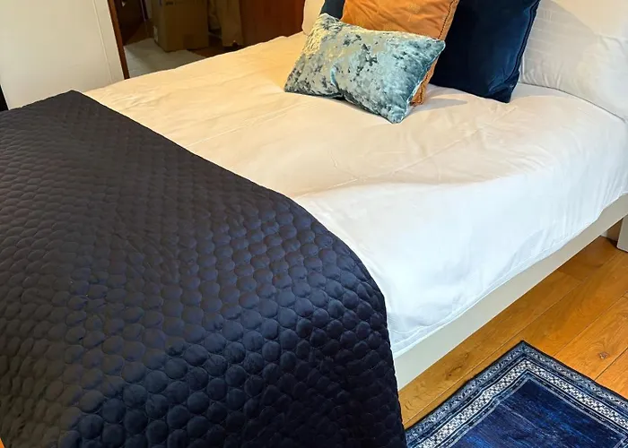 Unique Duplex In The Heart Of With 2 Luxurious Bedrooms * Dublin